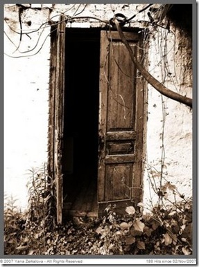 DOOR